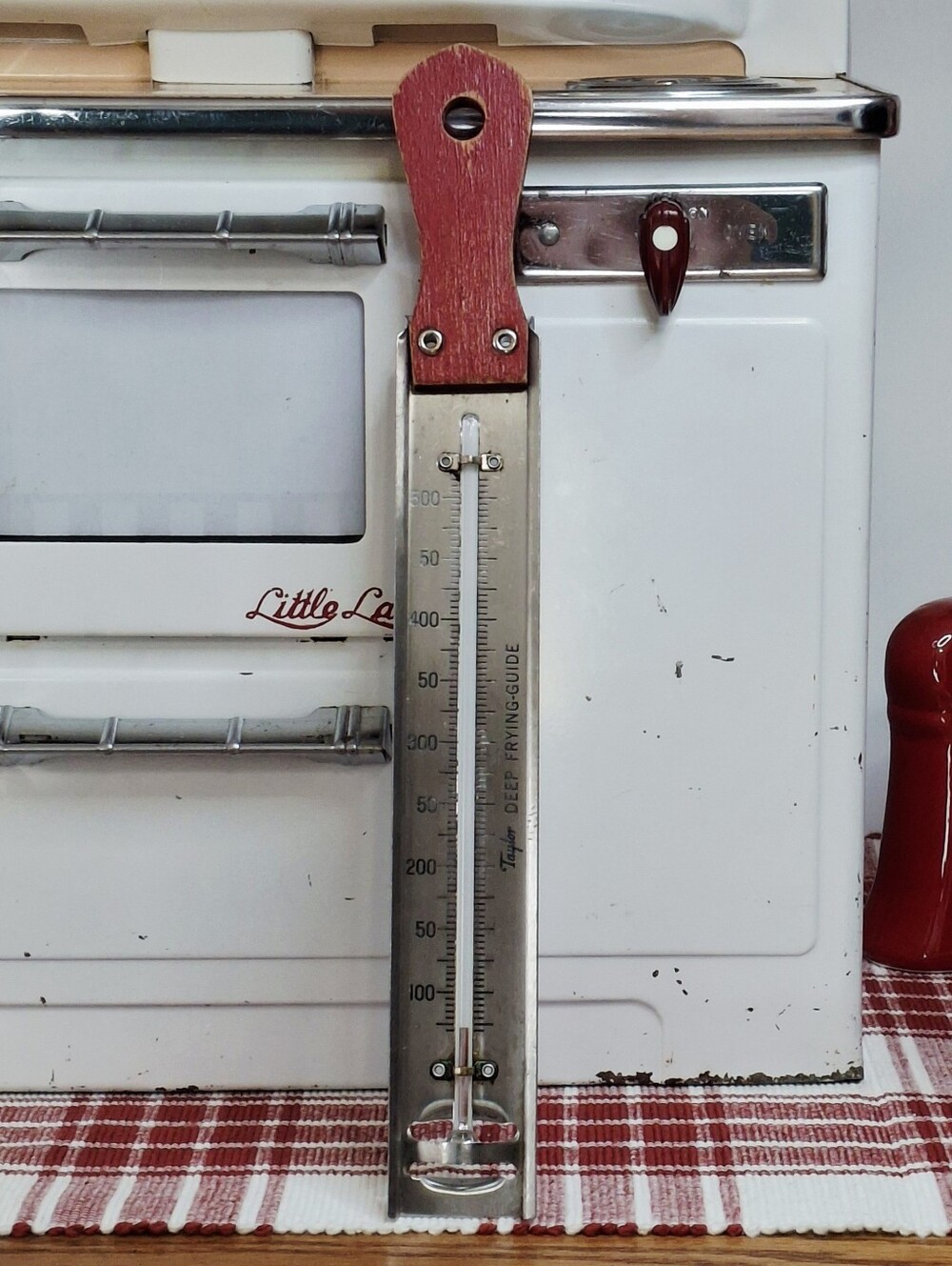 Vintage Red Candy Jam Deep Frying Thermometer Taylor Wood Handle Farmhouse Decor